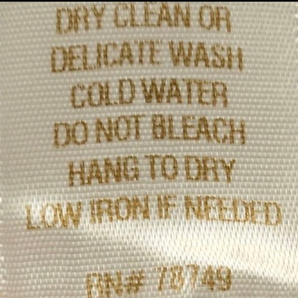 ARDEN B. Women's black sleeveless front cut out sexy cropped summer top size L - Picture 9 of 11